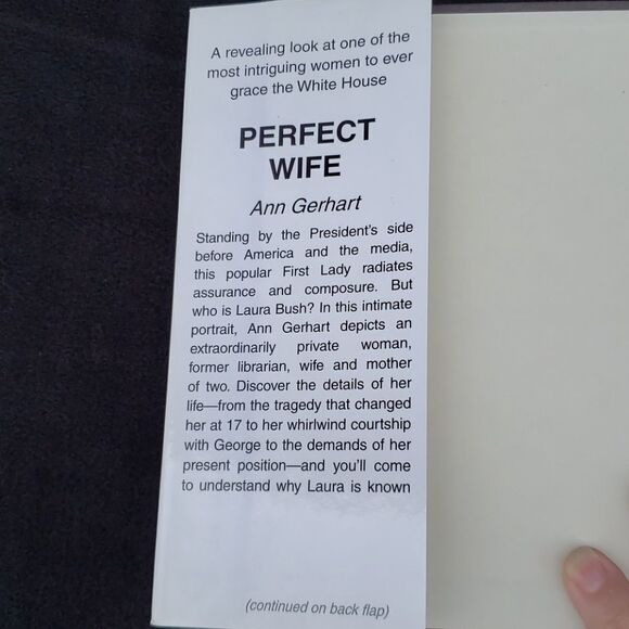 💚3/$20 Book: "The Perfect Wife" - Laura Bush by A Gerhart - Picture 5 of 7